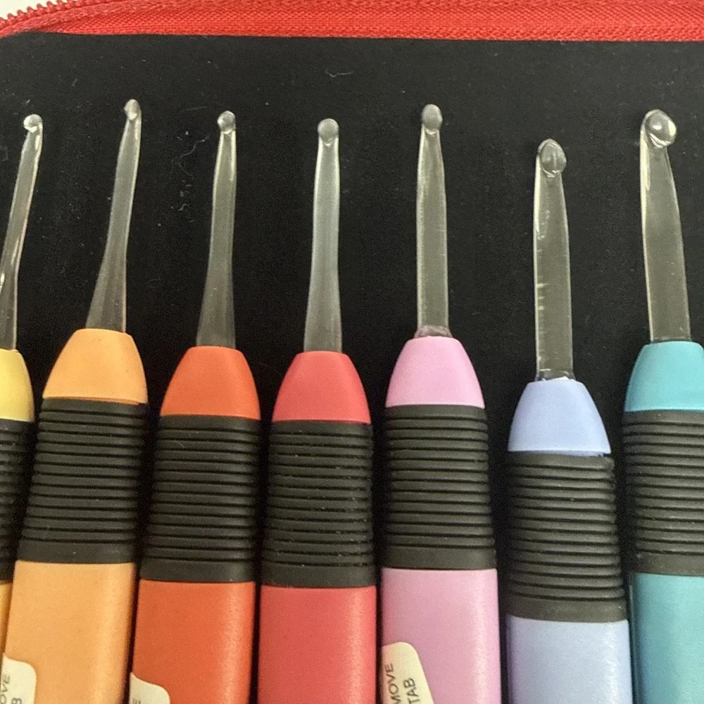 Yarn Story Crochet Hook Set Lighted Hooks Case Replacement Battery Multicolor